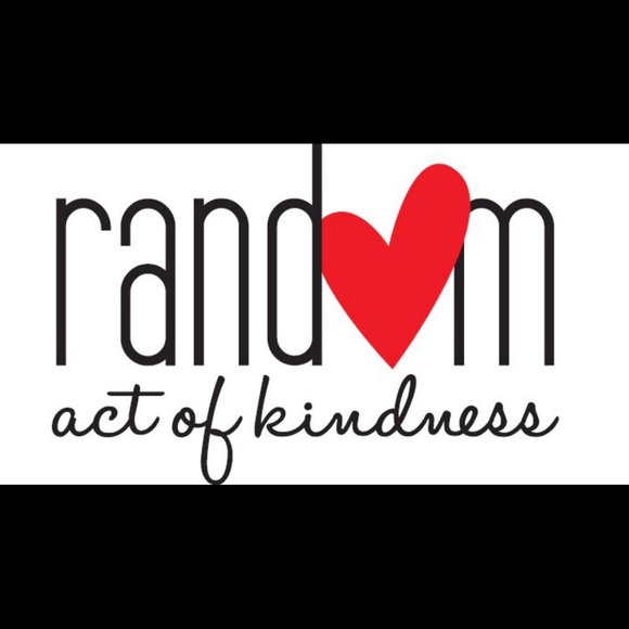 Meet your Posher, Selenna - Picture 3 of 7